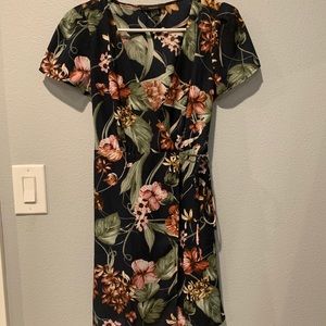 Forever 21 wrap dress